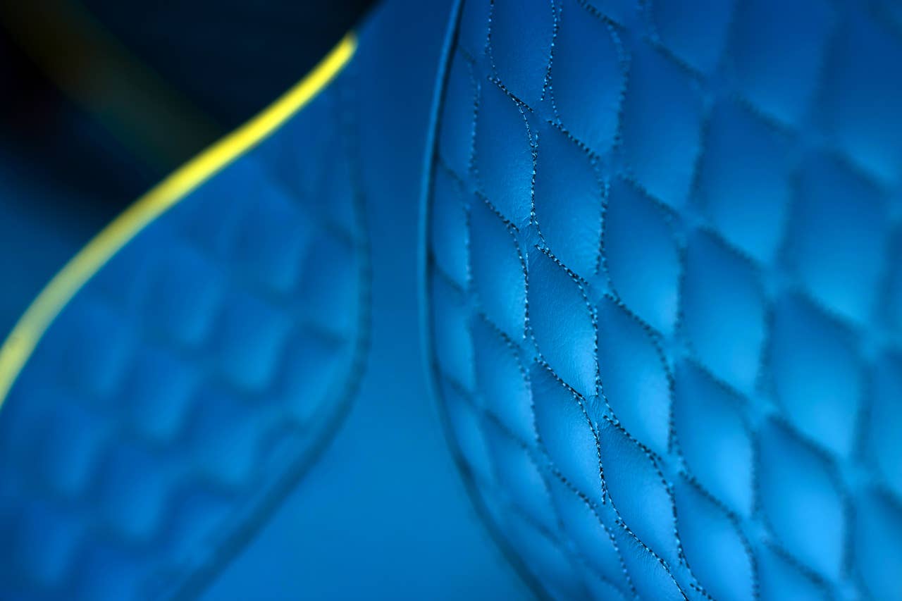 2014 Aston Martin Vanquish Volante interior