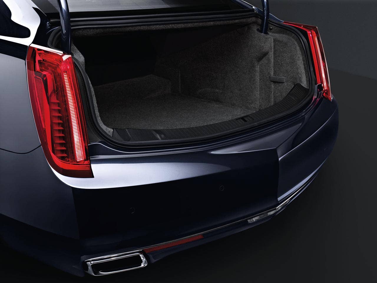 2013 Cadillac XTS Premium Collection. (05/14/12)