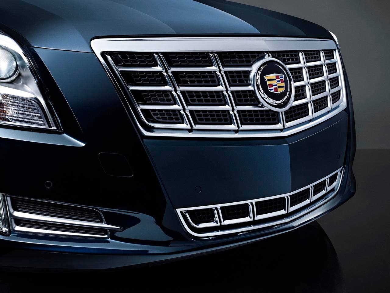 2013 Cadillac XTS Premium Collection. (05/14/12)