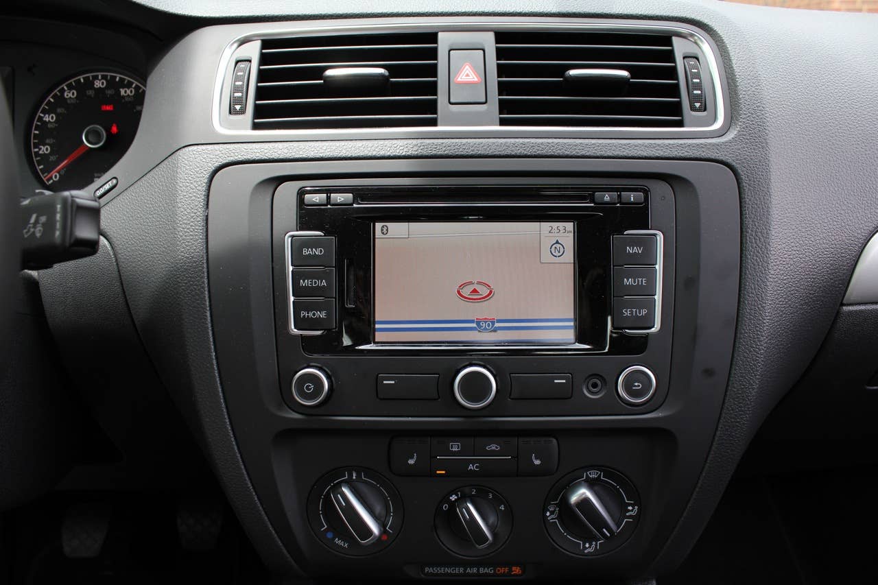 2011 Volkswagen Jetta TDI navigation screen