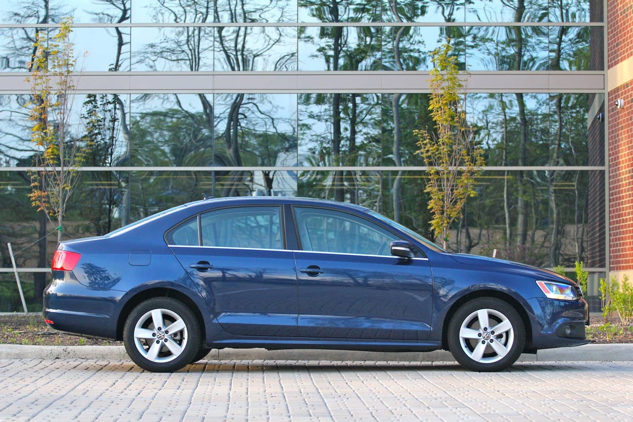 2011 Volkswagen Jetta TDI profile