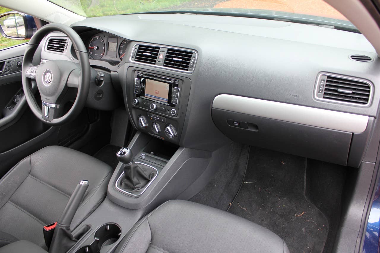 2011 Volkswagen Jetta TDI interior