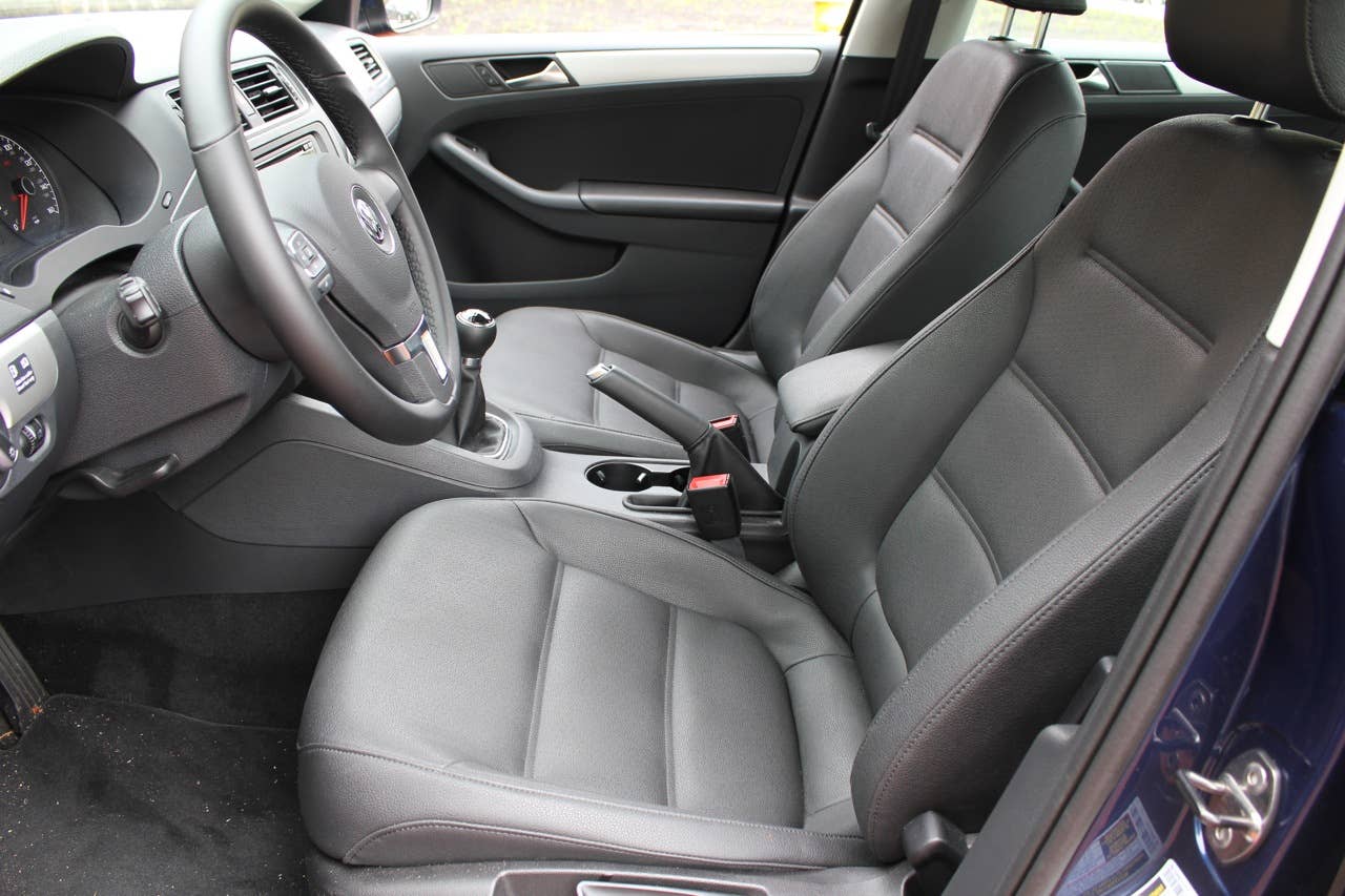 2011 Volkswagen Jetta TDI interior