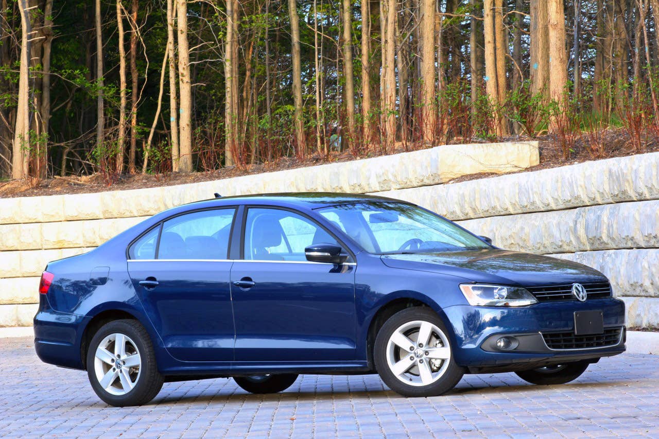 2011 Volkswagen Jetta TDI, front 3/4