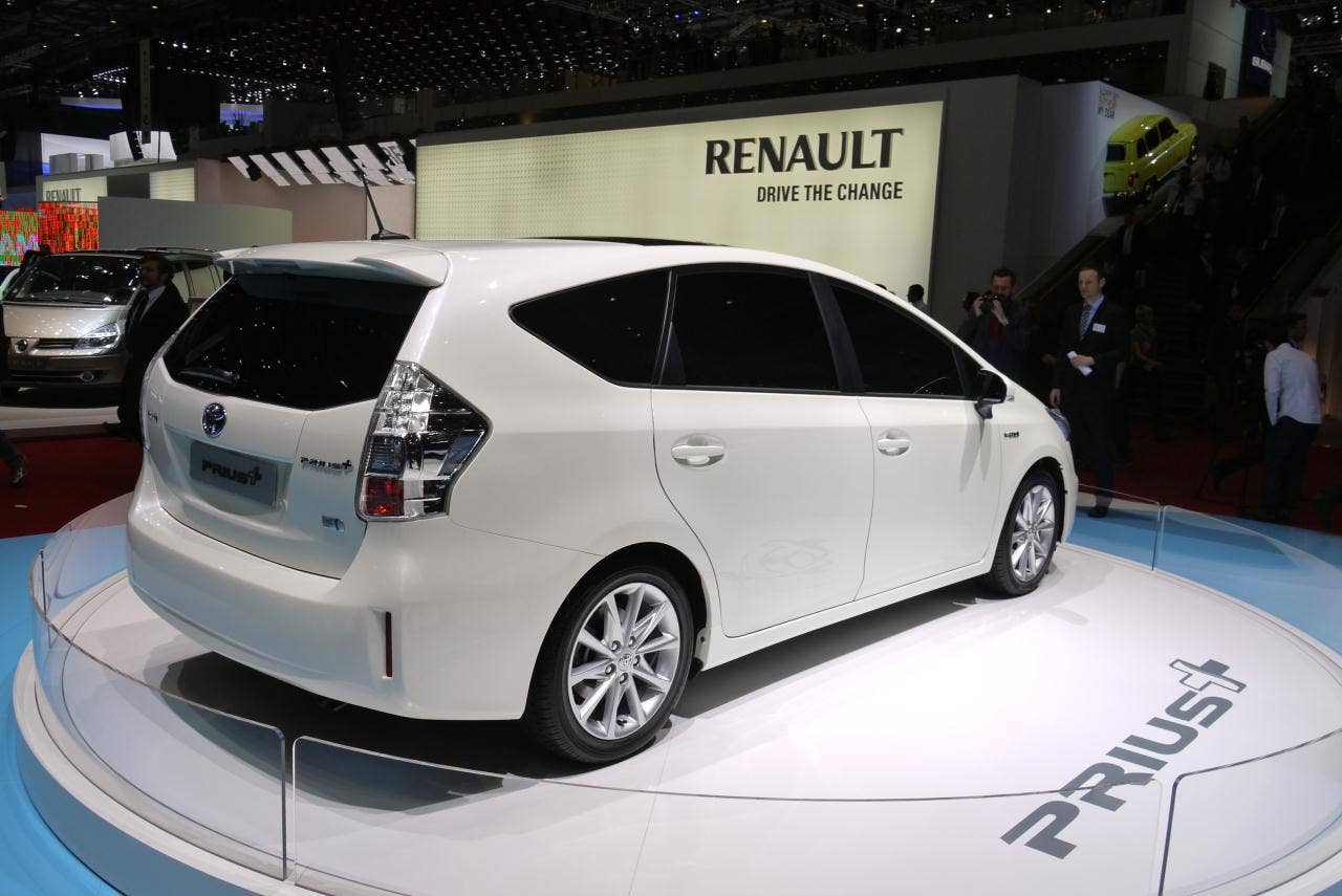 Toyota Prius+ MPV: Geneva 2011