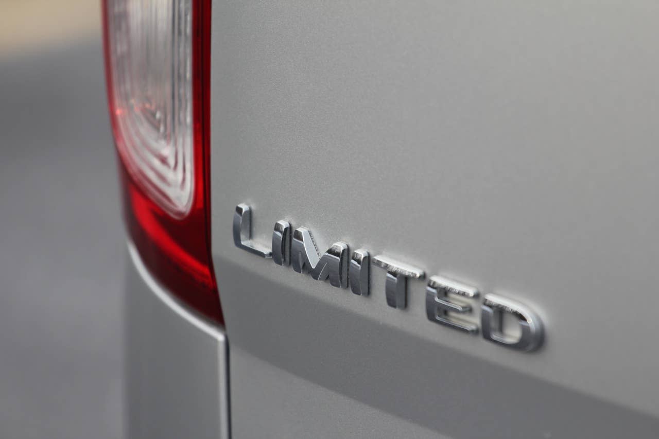 2011 Ford Explorer badging