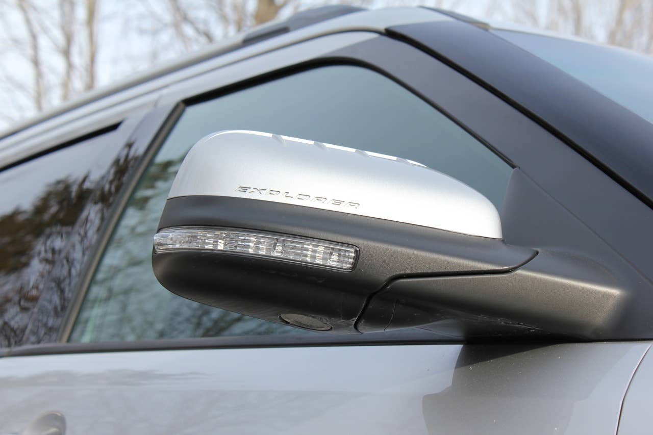 2011 Ford Explorer sideview mirror