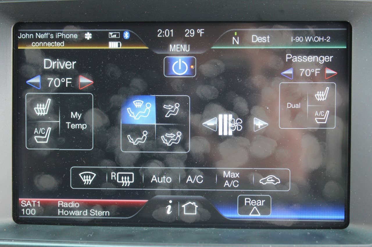 2011 Ford Explorer HVAC screen