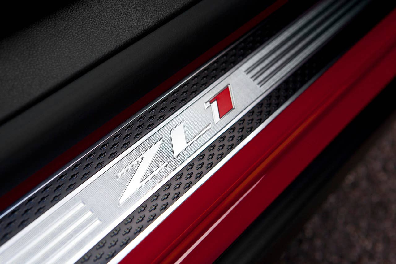2012 Chevrolet Camaro ZL1. (01/17/2012)