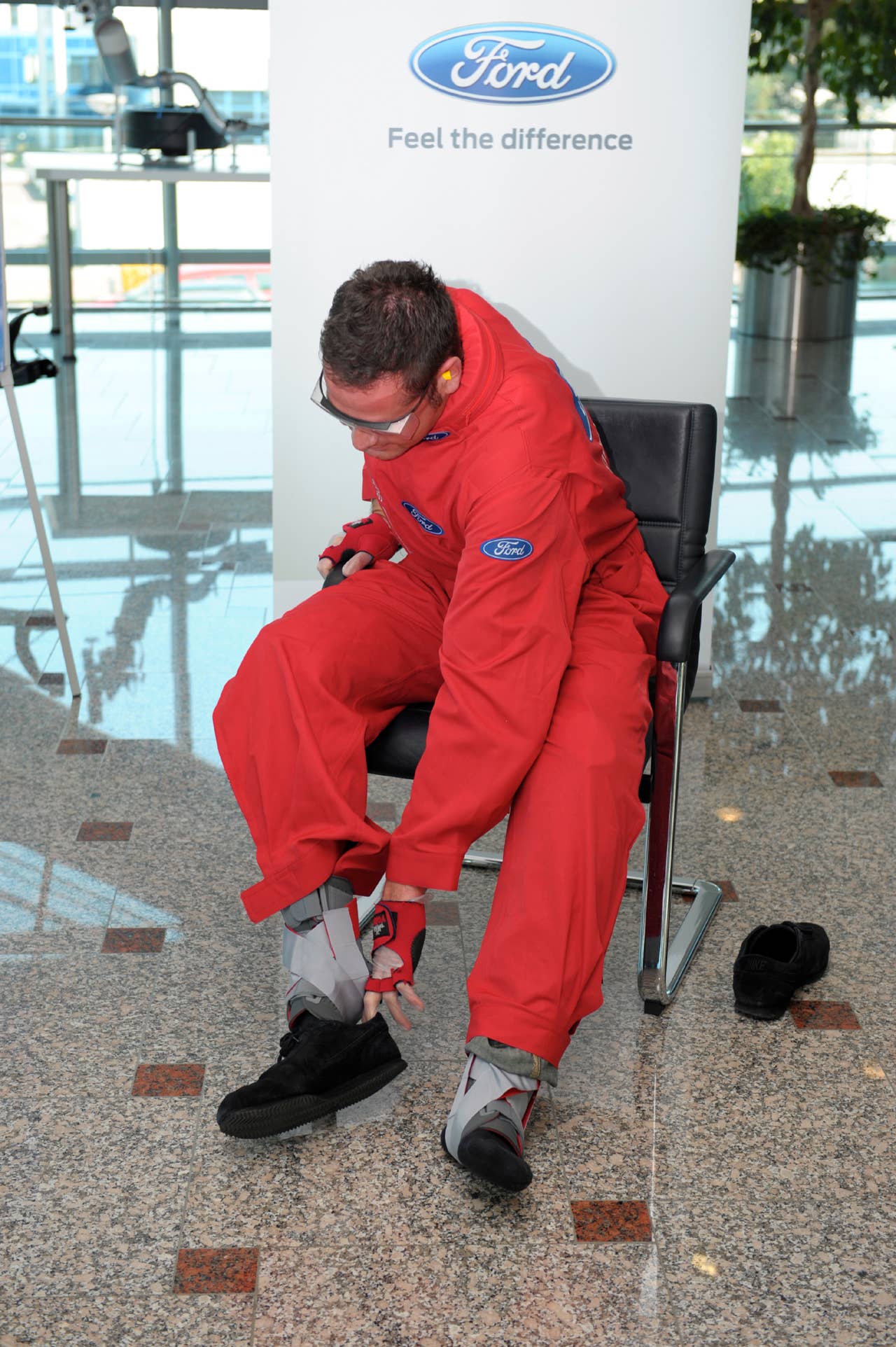 The experience of wearing the suit will allow the architects to design more comfortable homes for the elderly. (4/14/2011)