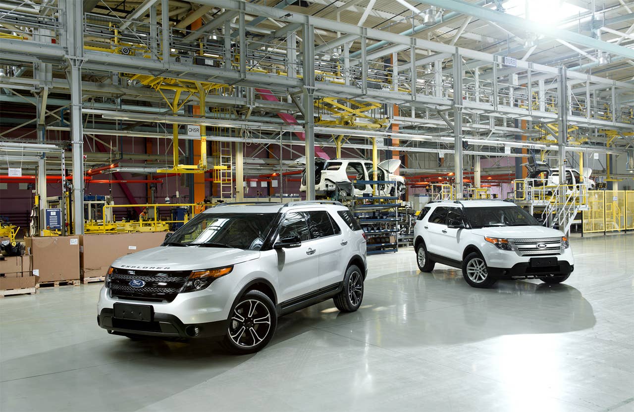 The first full-production Explorer rolled off the assembly line today at Ford Sollers Elabuga Assembly Plant in the Republic of Tatarstan for the Russian market. (04/11/2013)