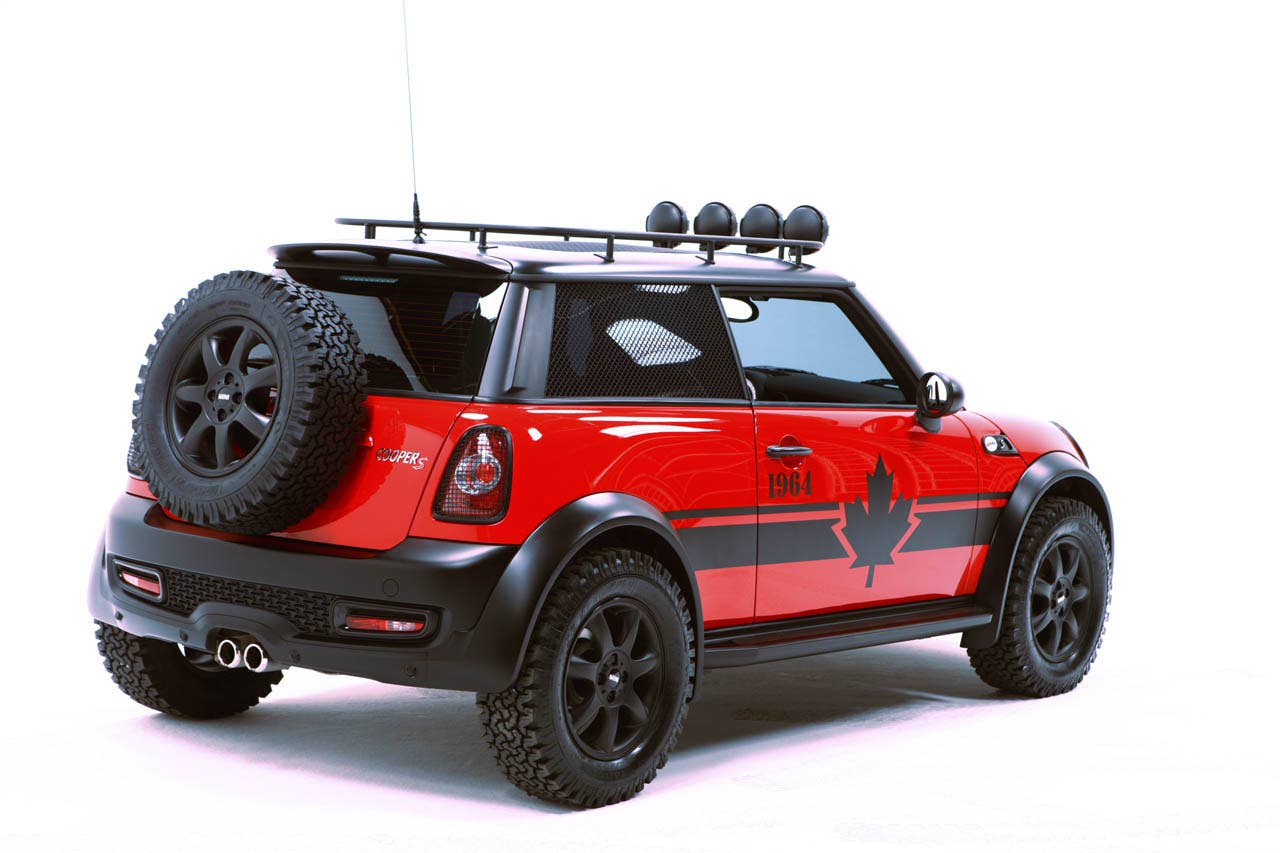 Life Ball MINI 2011 designed by DSQUARED? (05/2011)