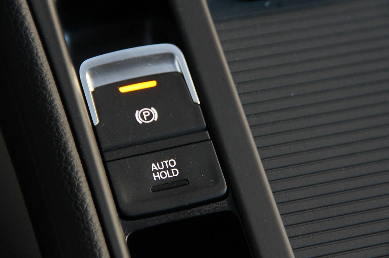 2014 Volkswagen Golf parking brake