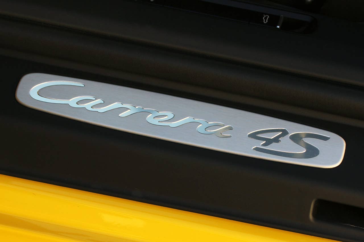 2013 Porsche 911 Carrera 4S sill plate