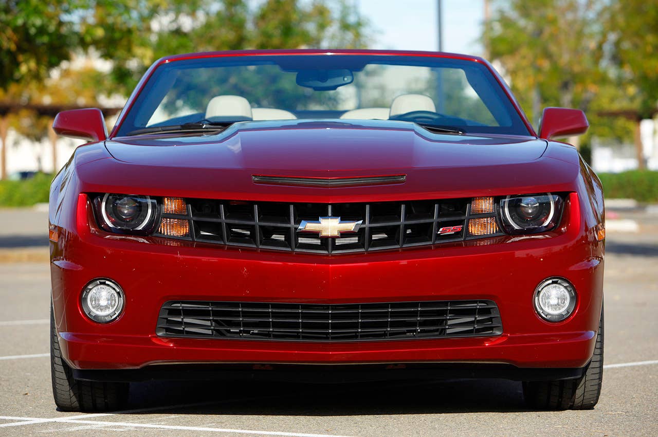 2011 Chevrolet Camaro Convertible front view