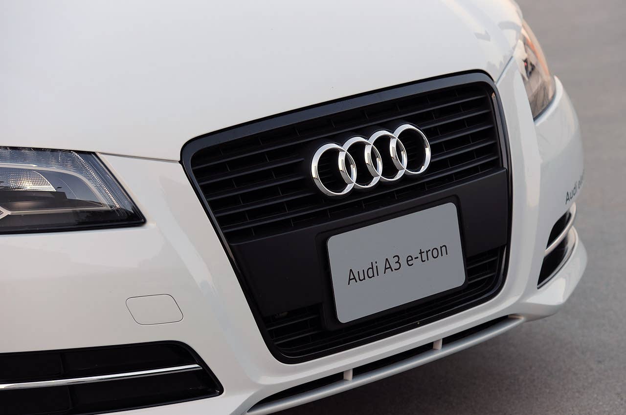 Audi A3 e-tron grille