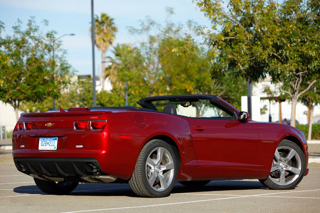 2011 Chevrolet Camaro Convertible rear 3/4 view