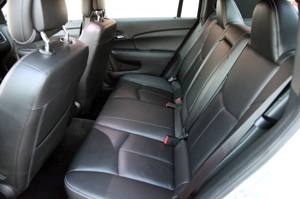 2011 Chrysler 200 rear seats