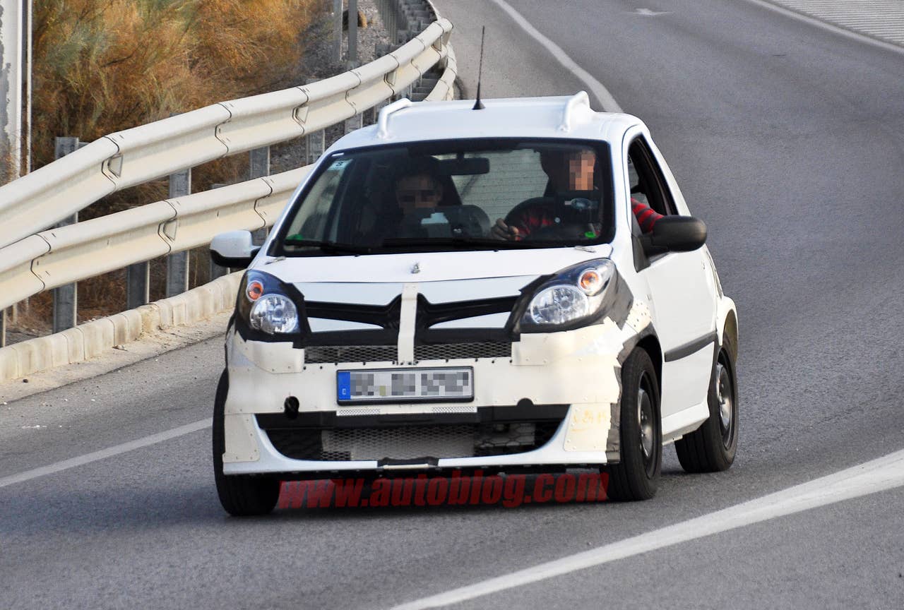 2014 Smart ForTwo test mule spy photos
