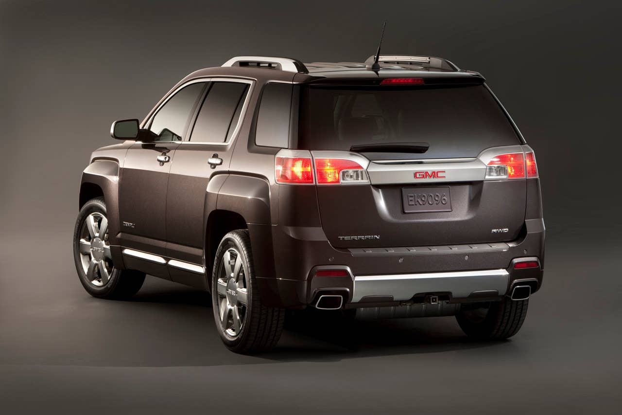 GMC Terrain Denali 3/4 rear in Iridium Metallic. (03/14/2012)
