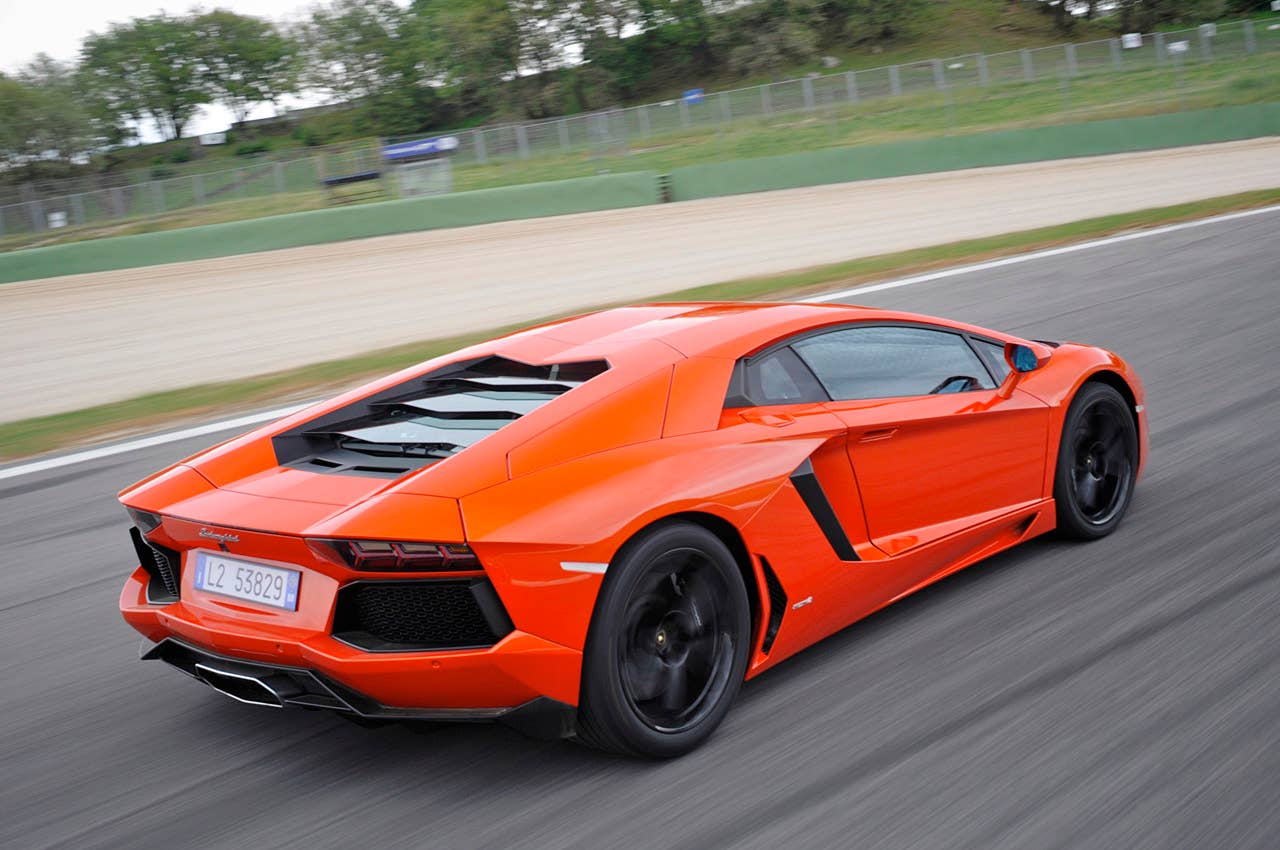 2012 Lamborghini Aventador LP700-4 driving