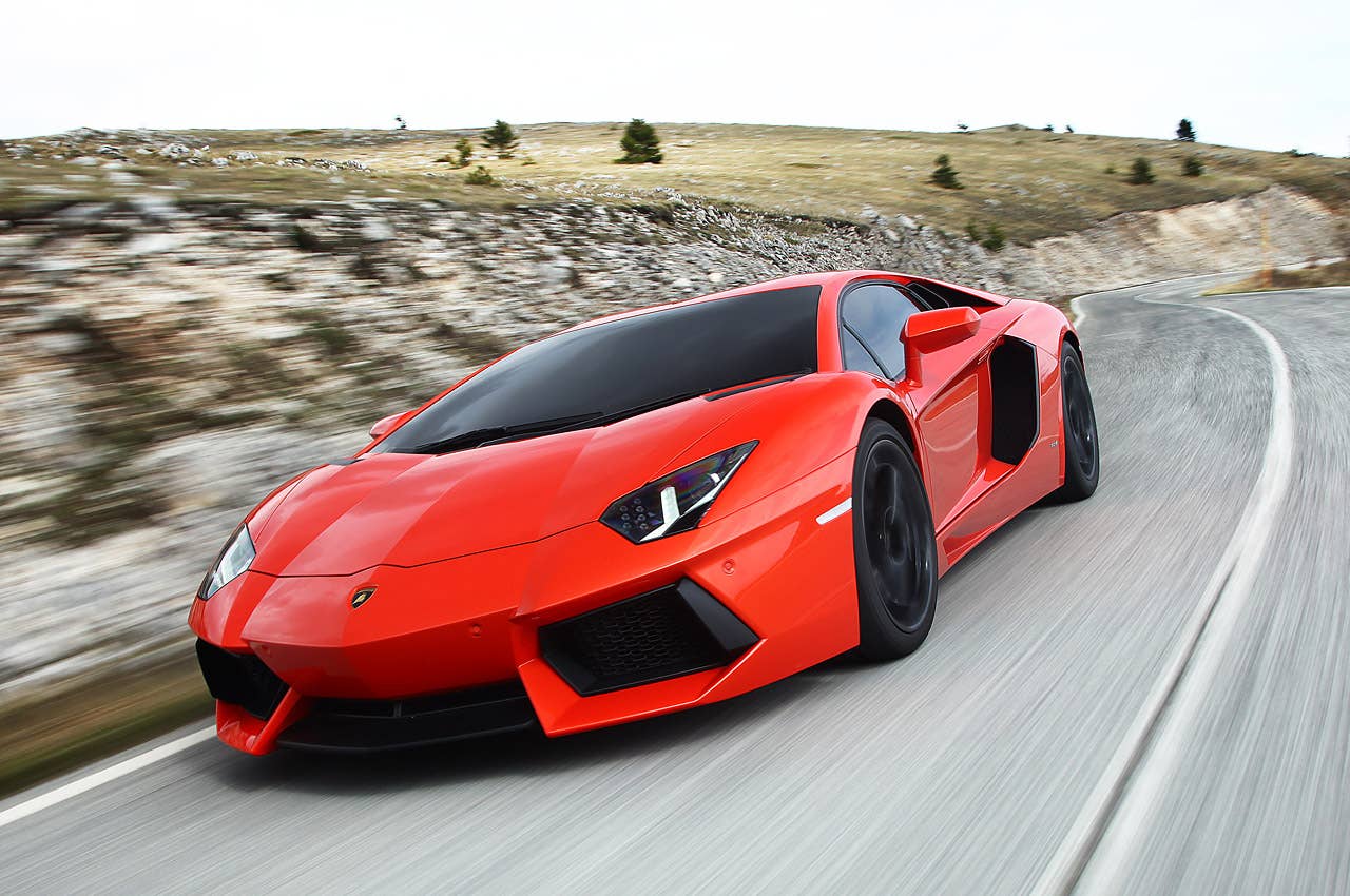 2012 Lamborghini Aventador LP700-4 driving