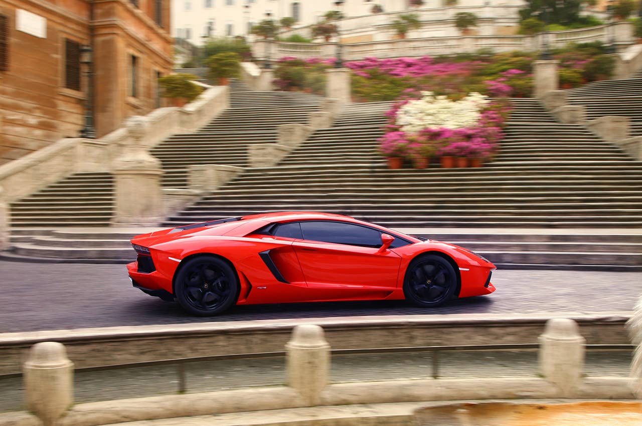 2012 Lamborghini Aventador LP700-4 driving
