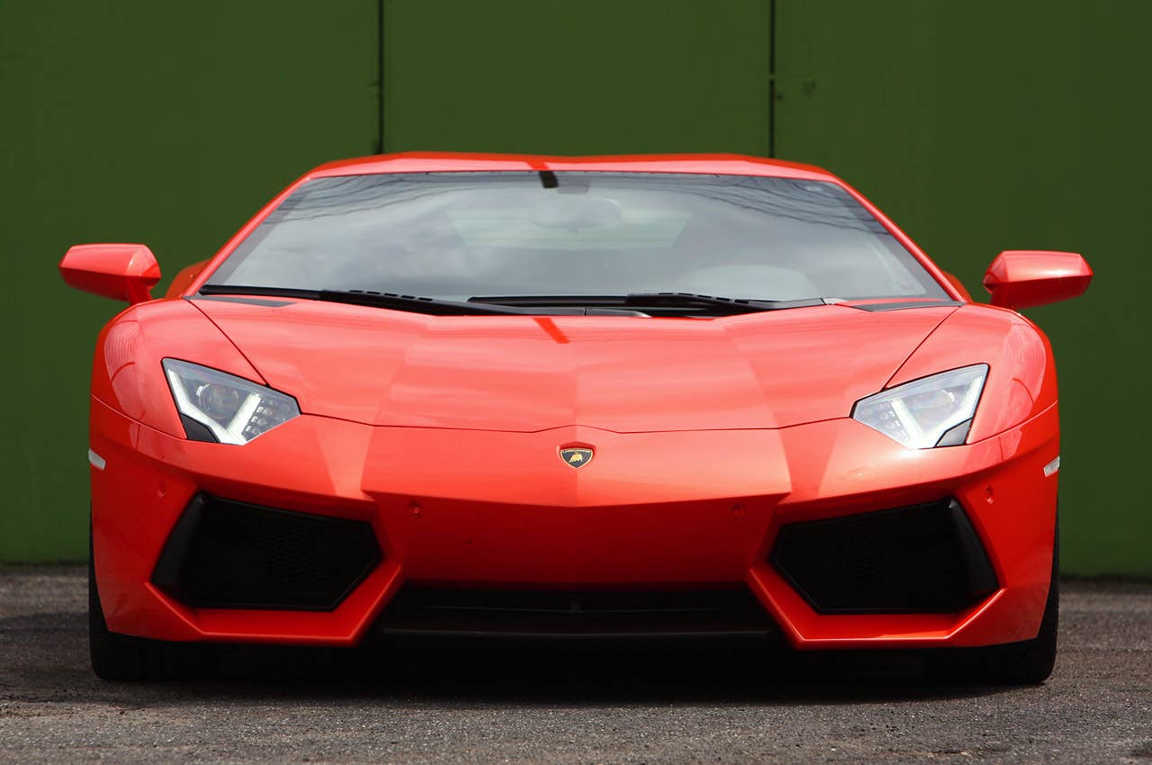 2012 Lamborghini Aventador LP700-4 front view