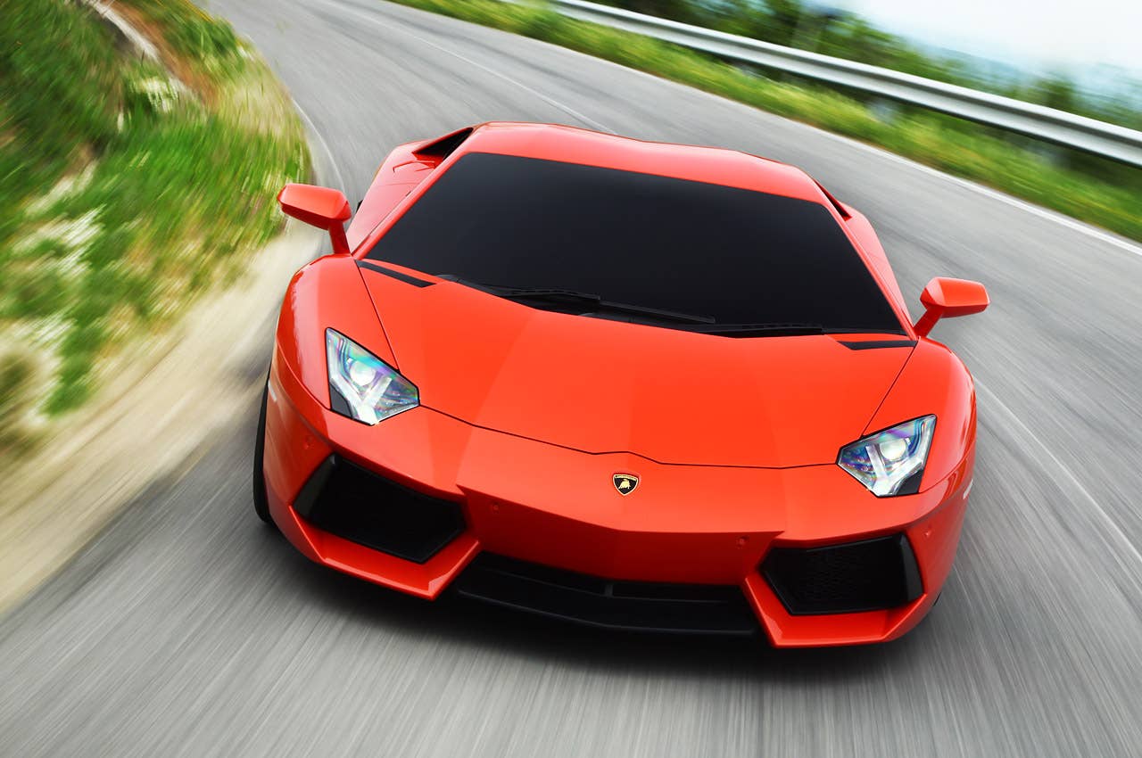2012 Lamborghini Aventador LP700-4 driving