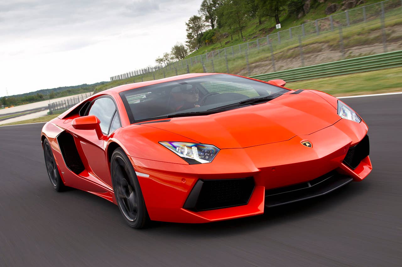 2012 Lamborghini Aventador LP700-4 driving
