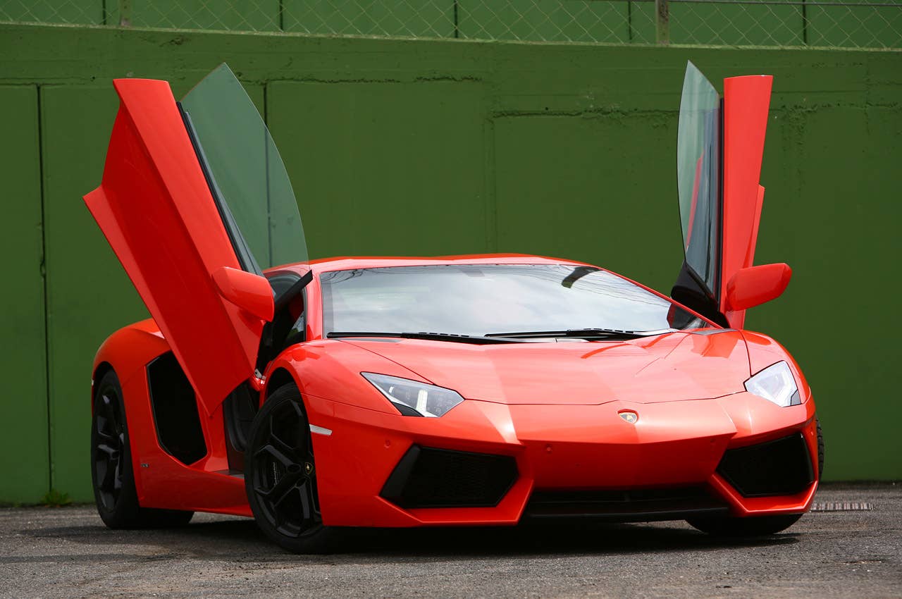 2012 Lamborghini Aventador LP700-4 front 3/4 view