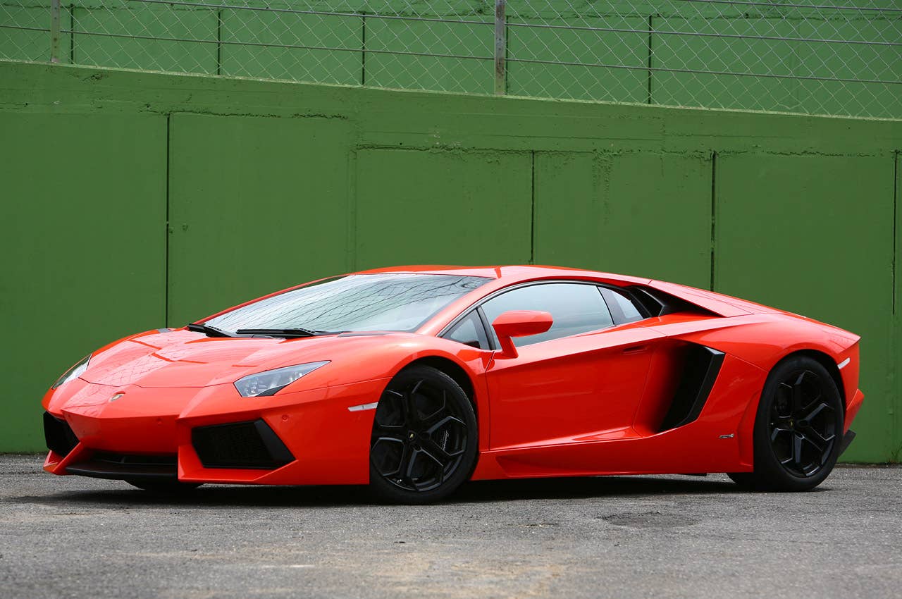 2012 Lamborghini Aventador LP700-4 front 3/4 view