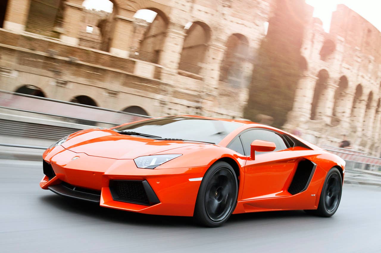 2012 Lamborghini Aventador LP700-4 driving