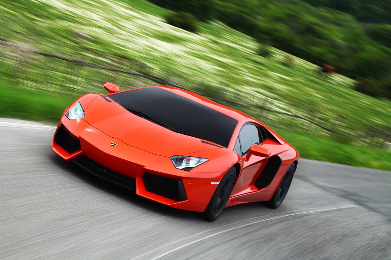 2012 Lamborghini Aventador LP700-4 driving