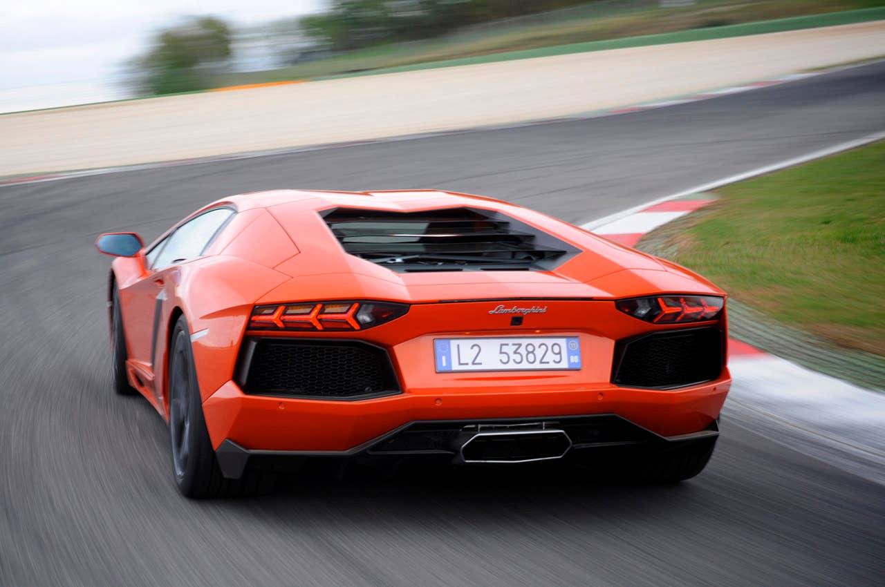 2012 Lamborghini Aventador LP700-4 driving