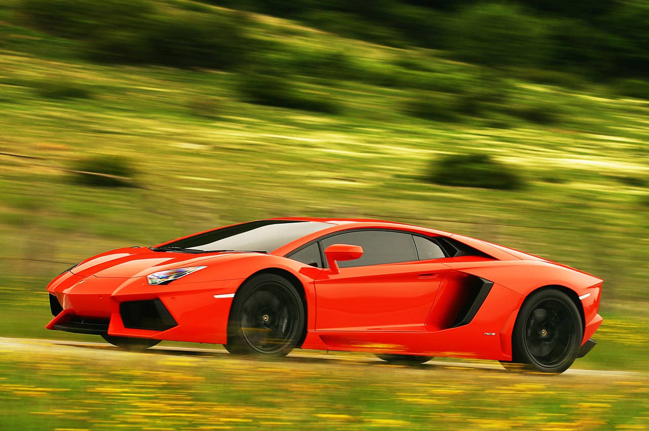 2012 Lamborghini Aventador LP700-4 driving
