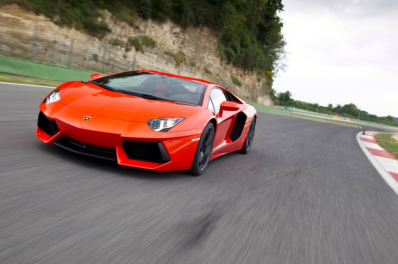2012 Lamborghini Aventador LP700-4 driving