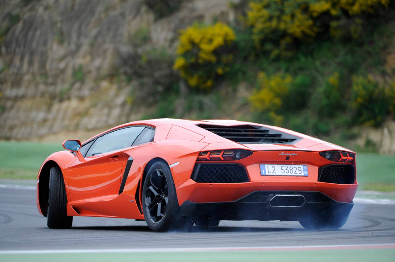 2012 Lamborghini Aventador LP700-4 driving