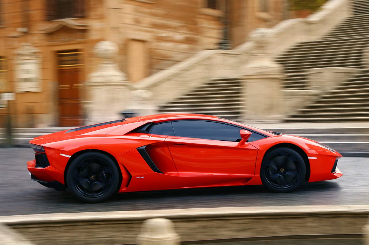 2012 Lamborghini Aventador LP700-4 driving
