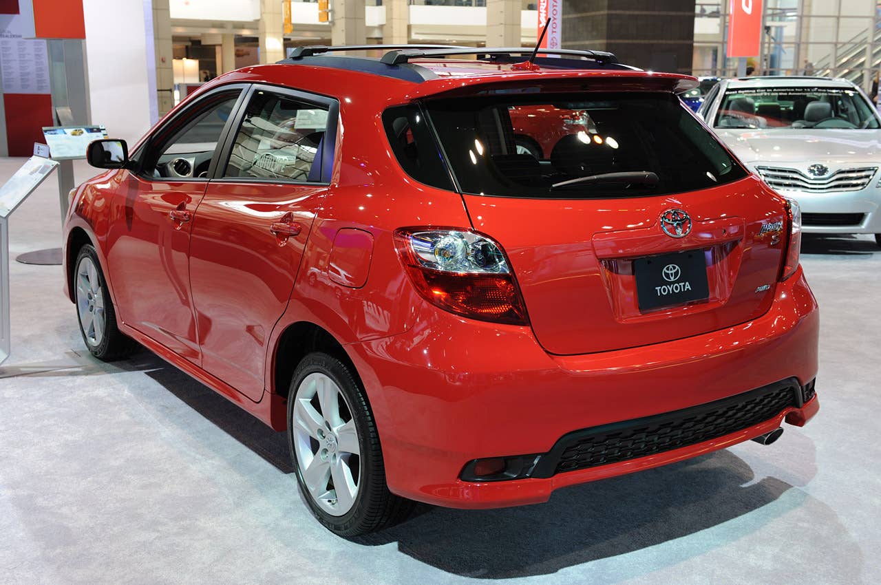 Chicago 2011: 2011 Toyota Matrix is... umm... sorta refreshed? - Autoblog