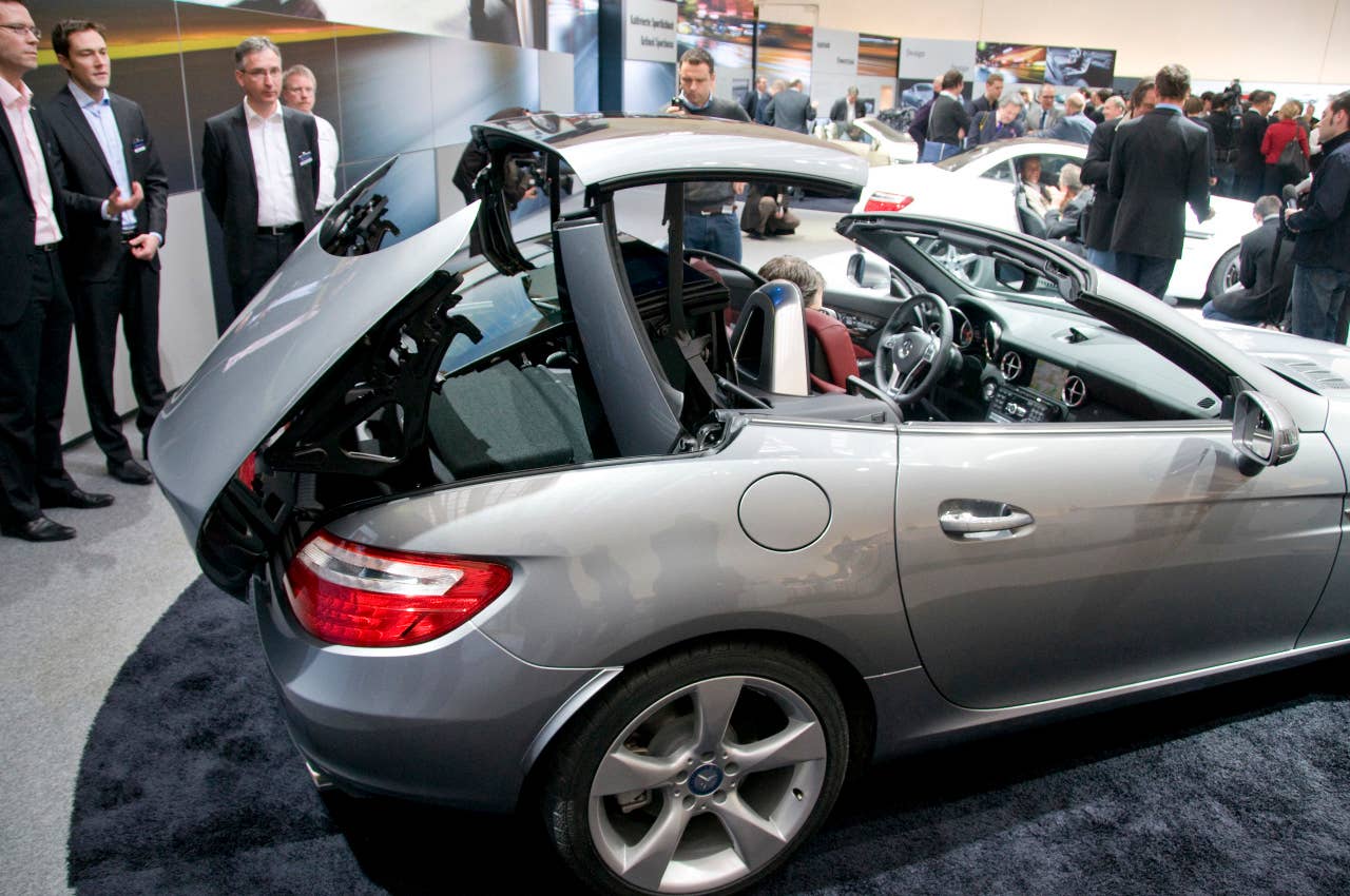 2012 Mercedes-Benz SLK Roadster top operation
