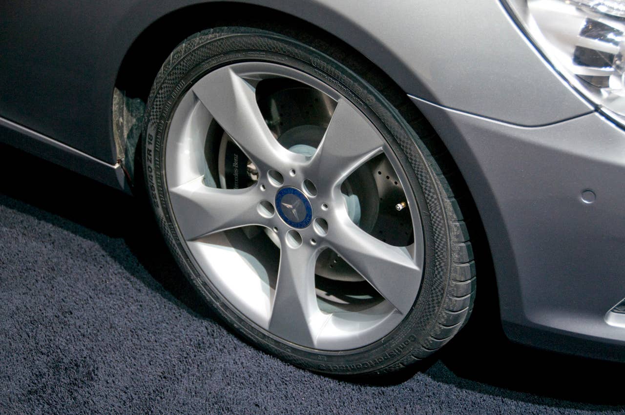 2012 Mercedes-Benz SLK Roadster wheel
