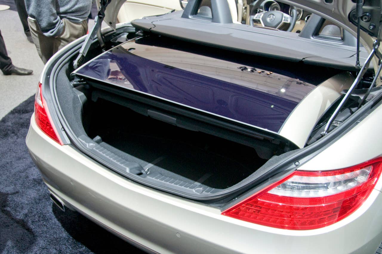 2012 Mercedes-Benz SLK trunk