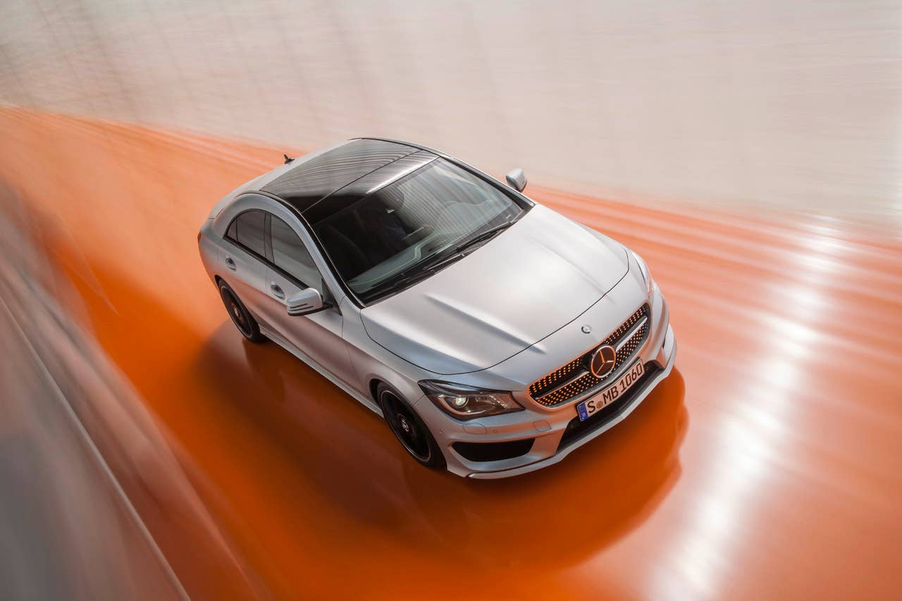 Mercedes-Benz CLA 250 Edition 1, (C117), 2012, Lack:Polarsilber MAGNO, Ausstattung: Leder Microfaser Dynamica schwarz NEON ART
