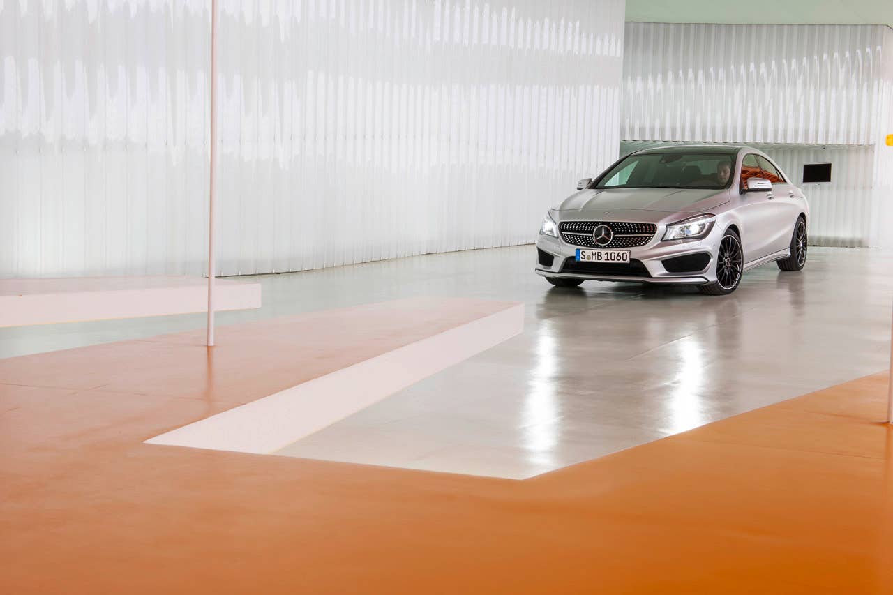 Mercedes-Benz CLA 250 Edition 1, (C117), 2012, Lack:Polarsilber MAGNO, Ausstattung: Leder Microfaser Dynamica schwarz NEON ART