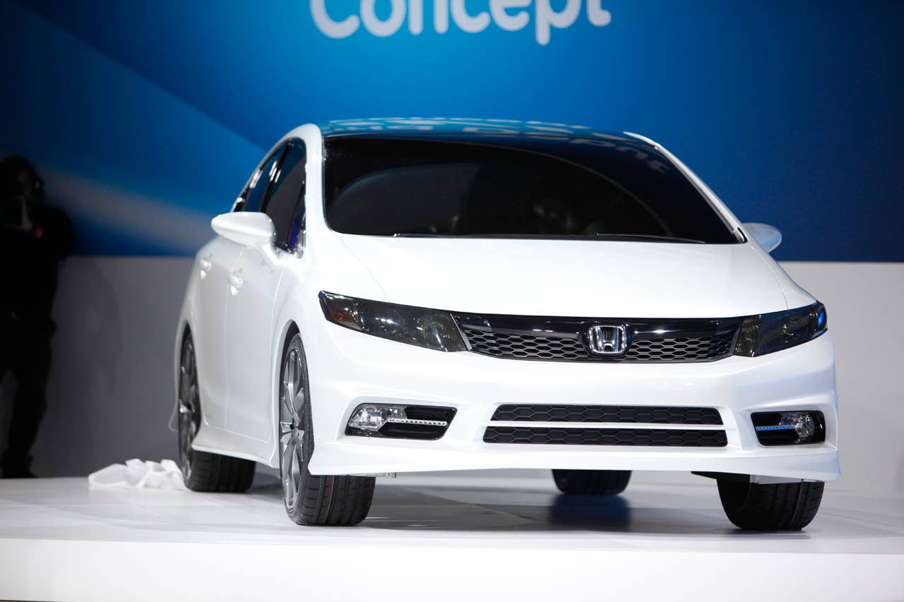 2012 Honda Civic Sedan Concept front 3/4