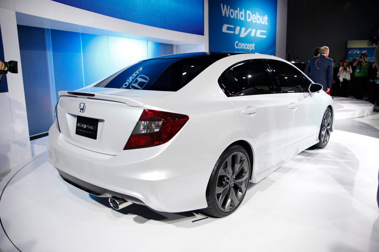 2012 Honda Civic Sedan Concept rear 3/4