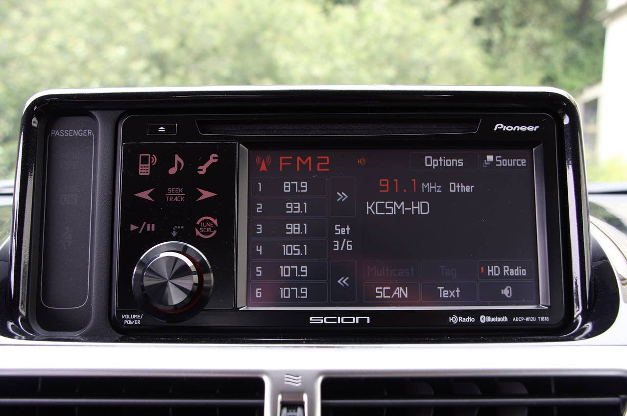 2012 Scion iQ audio system