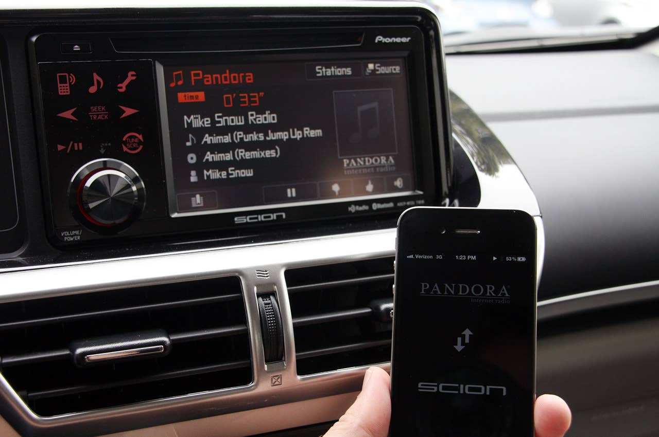 2012 Scion iQ audio system