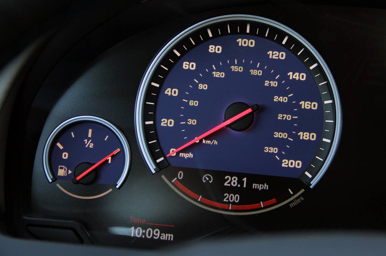 2013 BMW Alpina B7 speedometer